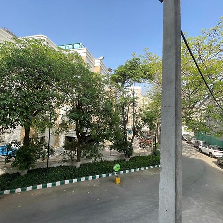 Bedchambers Serviced Apartments - Cyber City غورغاون المظهر الخارجي الصورة
