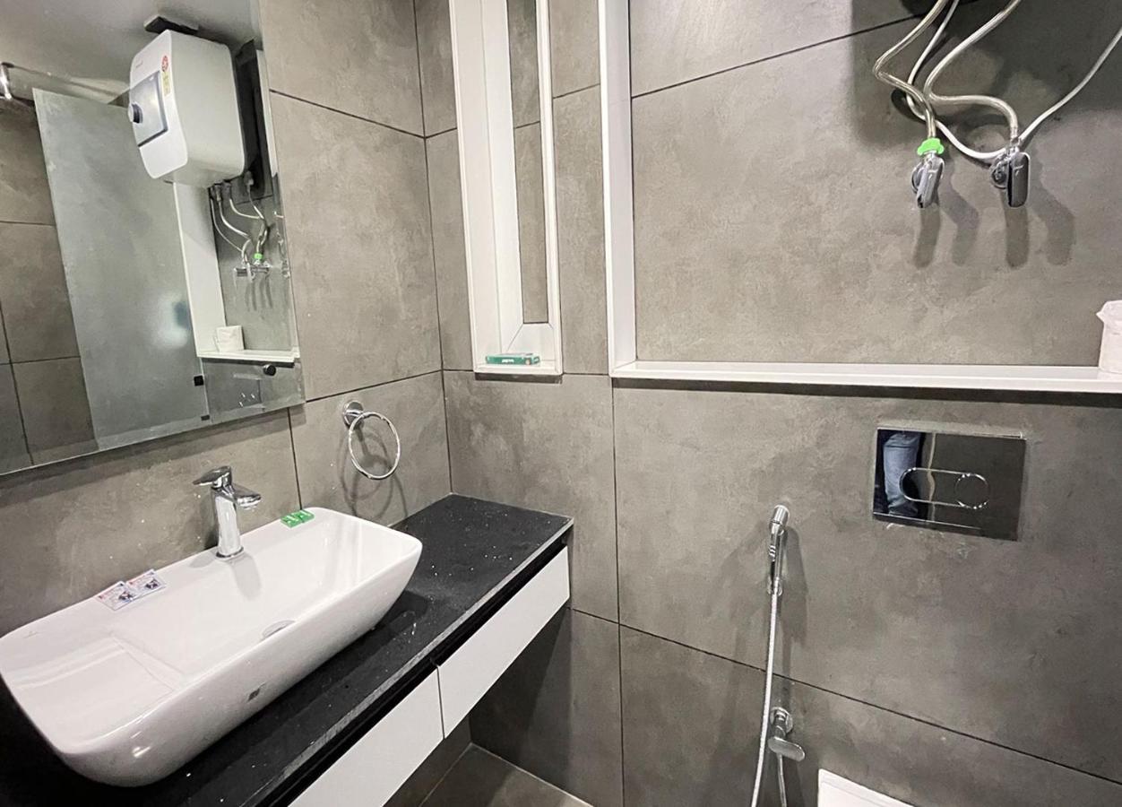 Bedchambers Serviced Apartments - Cyber City غورغاون المظهر الخارجي الصورة
