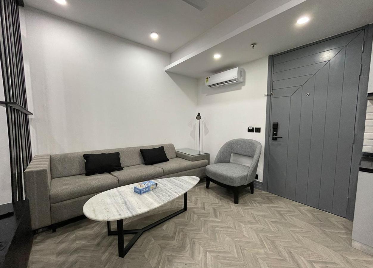 Bedchambers Serviced Apartments - Cyber City غورغاون المظهر الخارجي الصورة