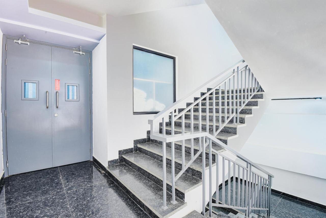 Bedchambers Serviced Apartments - Cyber City غورغاون المظهر الخارجي الصورة
