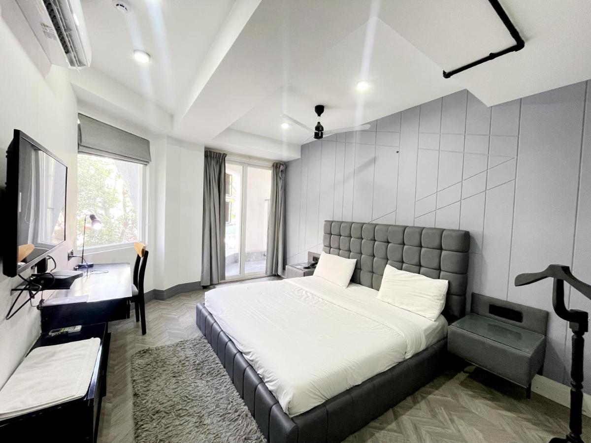 Bedchambers Serviced Apartments - Cyber City غورغاون المظهر الخارجي الصورة